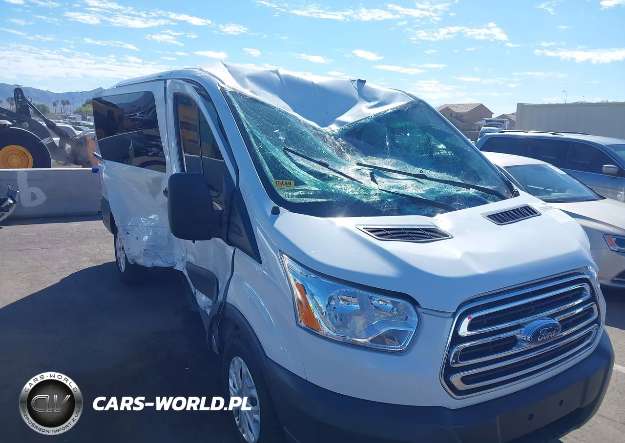2018 Ford Transit-150 Xlt VIN:1FDZK1YM9JKA33532 - 18