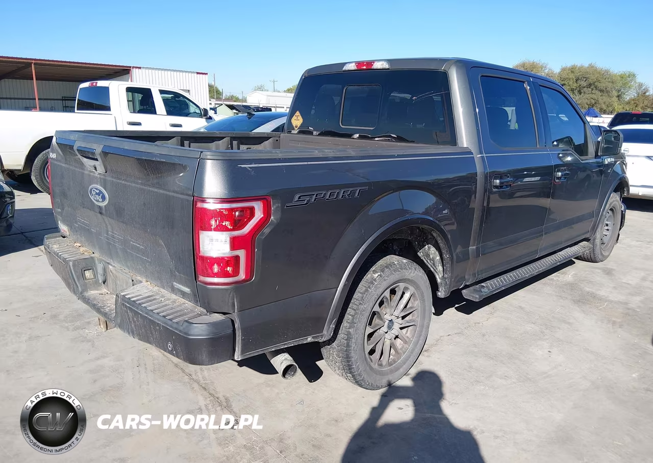 2018 Ford F-150 Xlt VIN:1FTEW1CP4JKD17871 - 4
