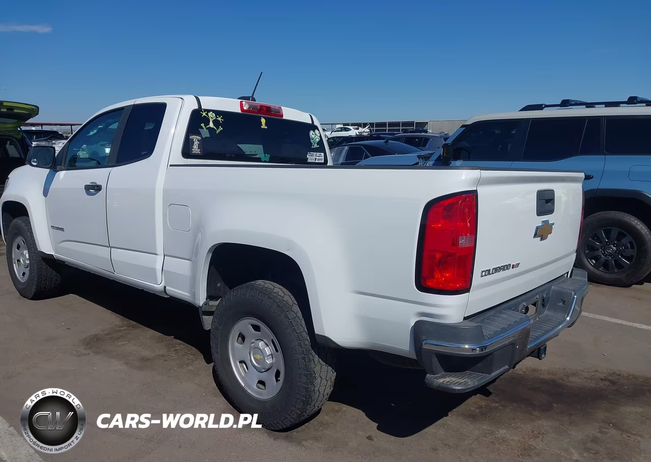 2019 Chevrolet Colorado Wt VIN:1GCHSBENXK1111861 - 3
