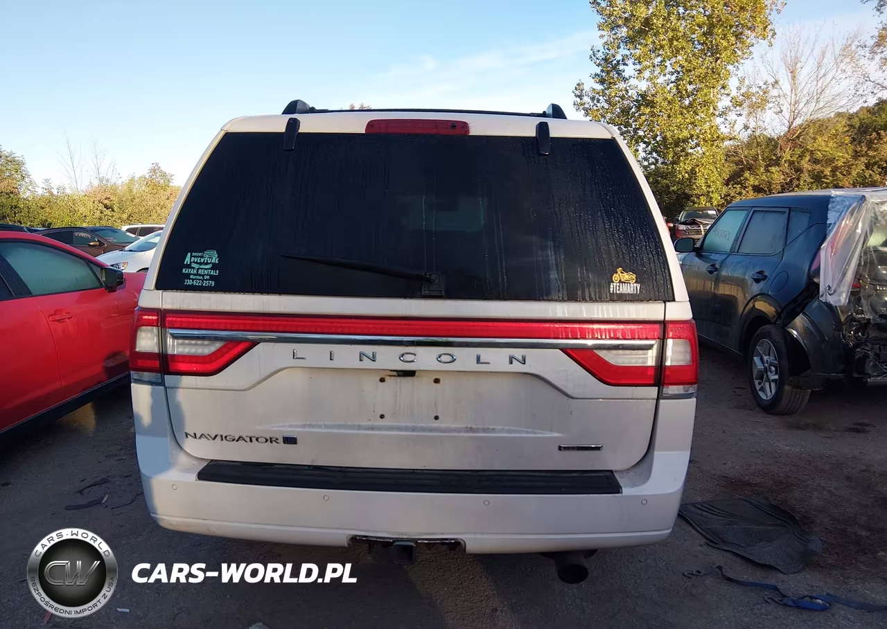 2015 Lincoln Navigator L VIN:5LMJJ3JT4FEJ02093 - 16