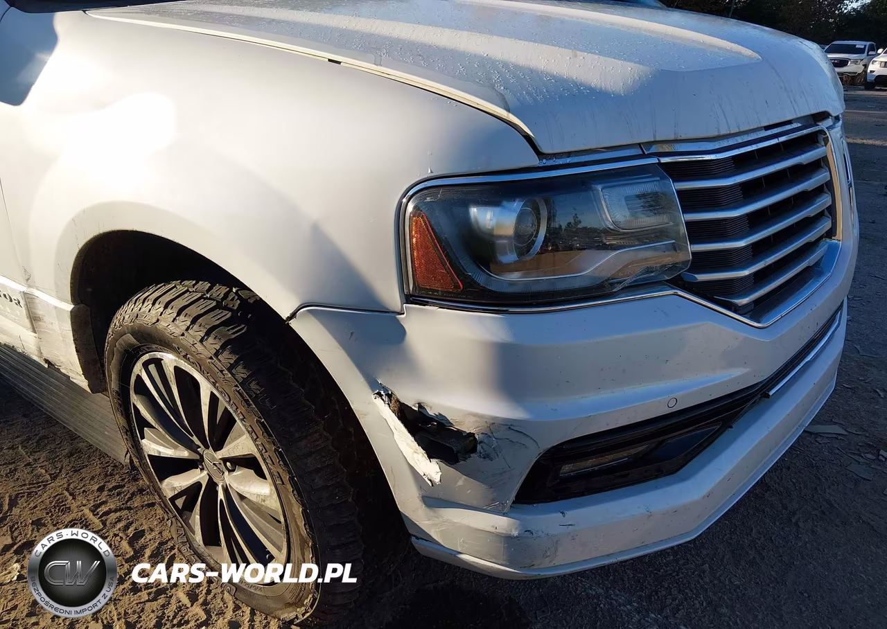 2015 Lincoln Navigator L VIN:5LMJJ3JT4FEJ02093 - 6