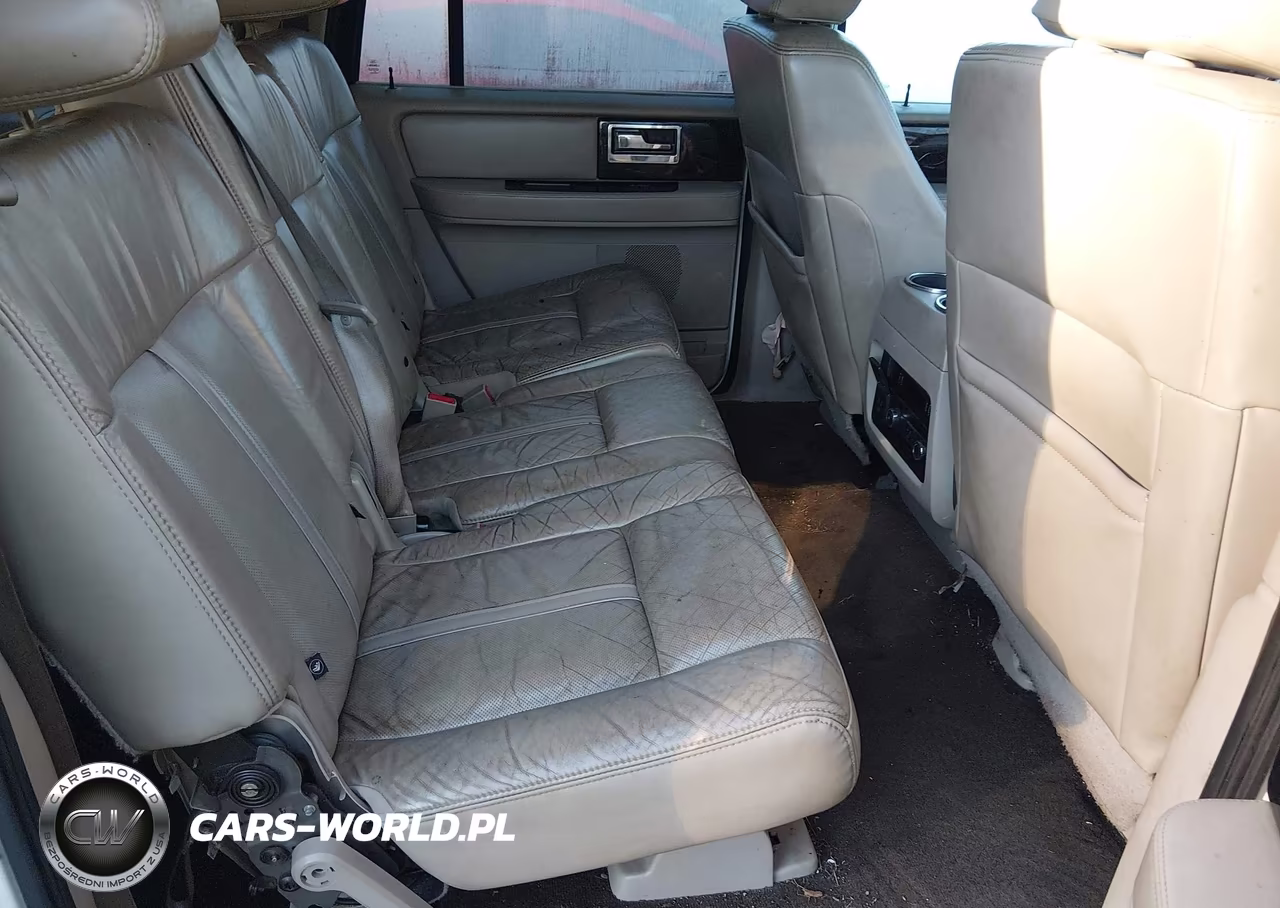 2015 Lincoln Navigator L VIN:5LMJJ3JT4FEJ02093 - 8