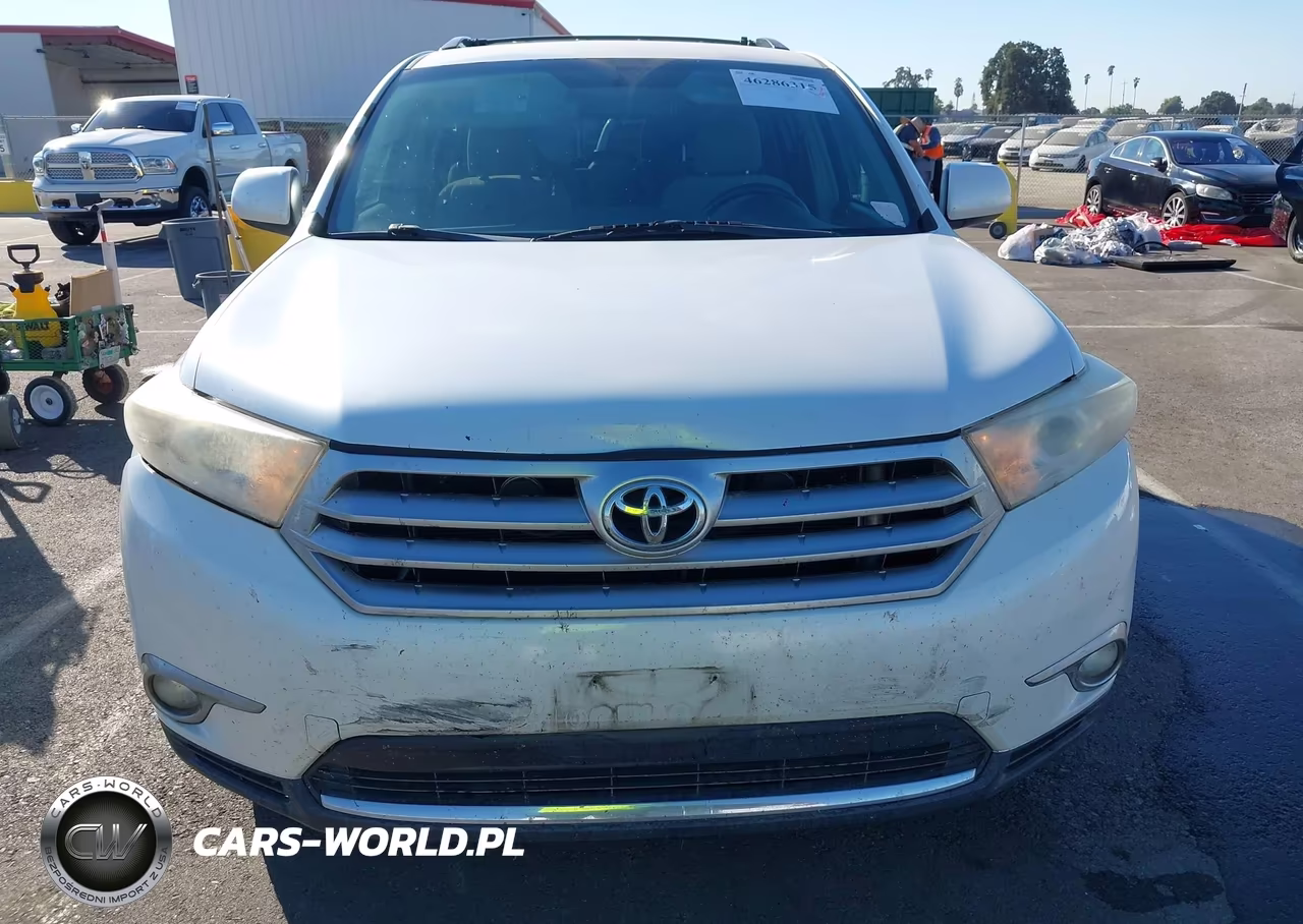 2011 Toyota Highlander Base V6 VIN:5TDZK3EH6BS048944 - 12