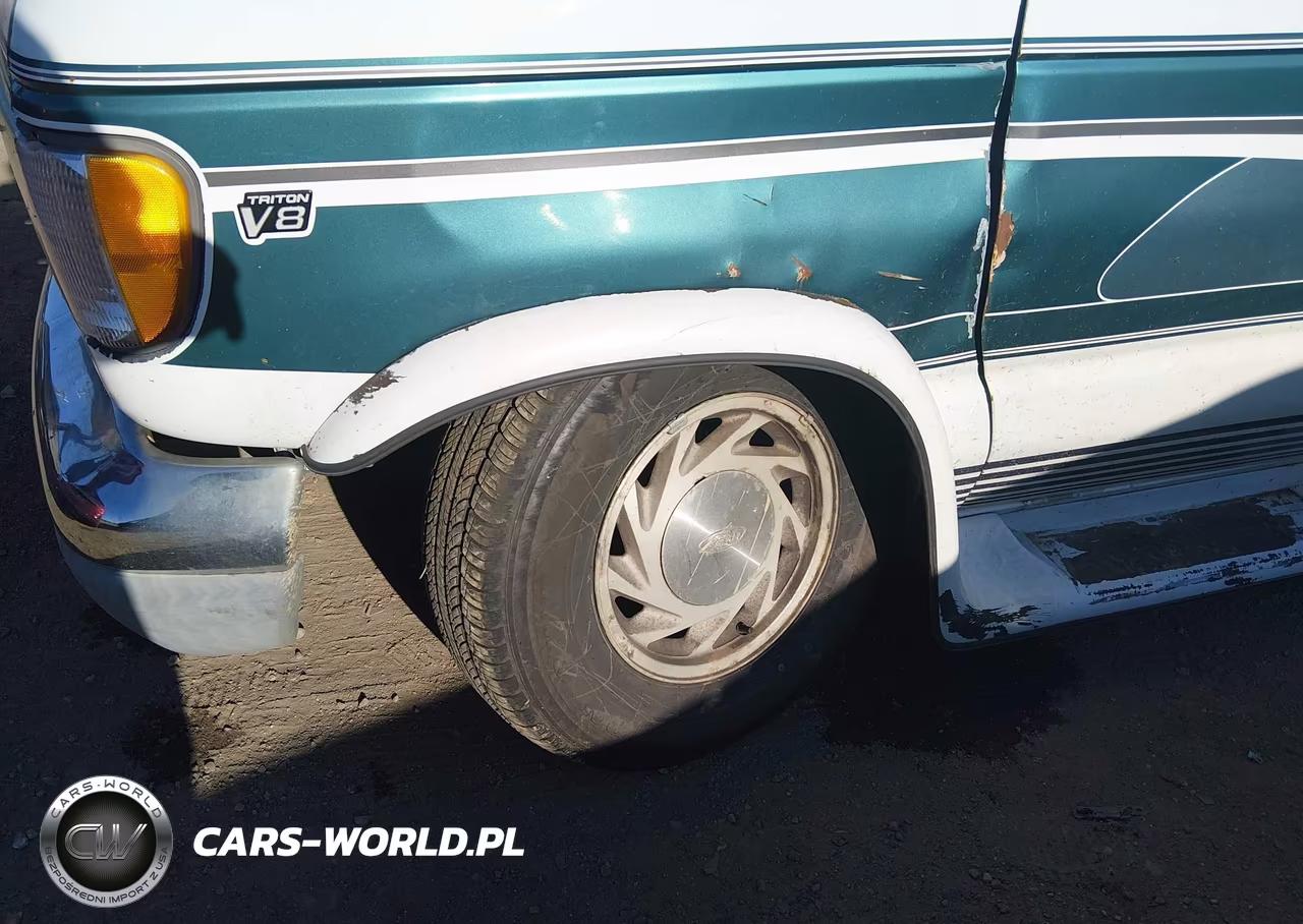 2000 Ford E-150 Recreational VIN:1FDRE14W8YHA12371 - 6