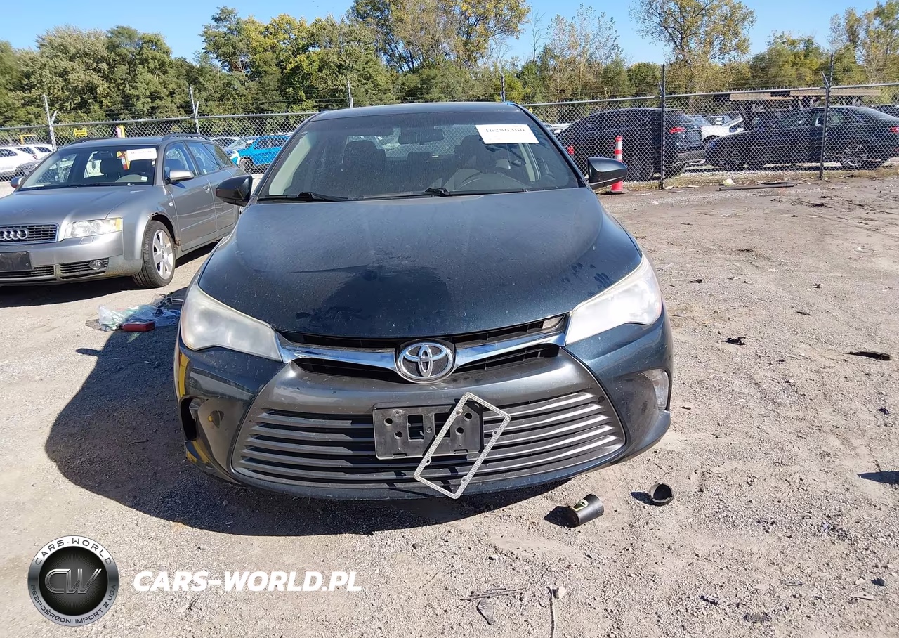 2017 Toyota Camry Le VIN:4T1BF1FK8HU444572 - 12