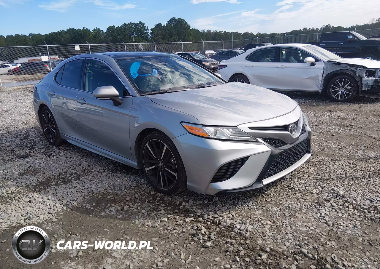 2020 Toyota Camry Xse V6 – zdjęcie 1 z 19