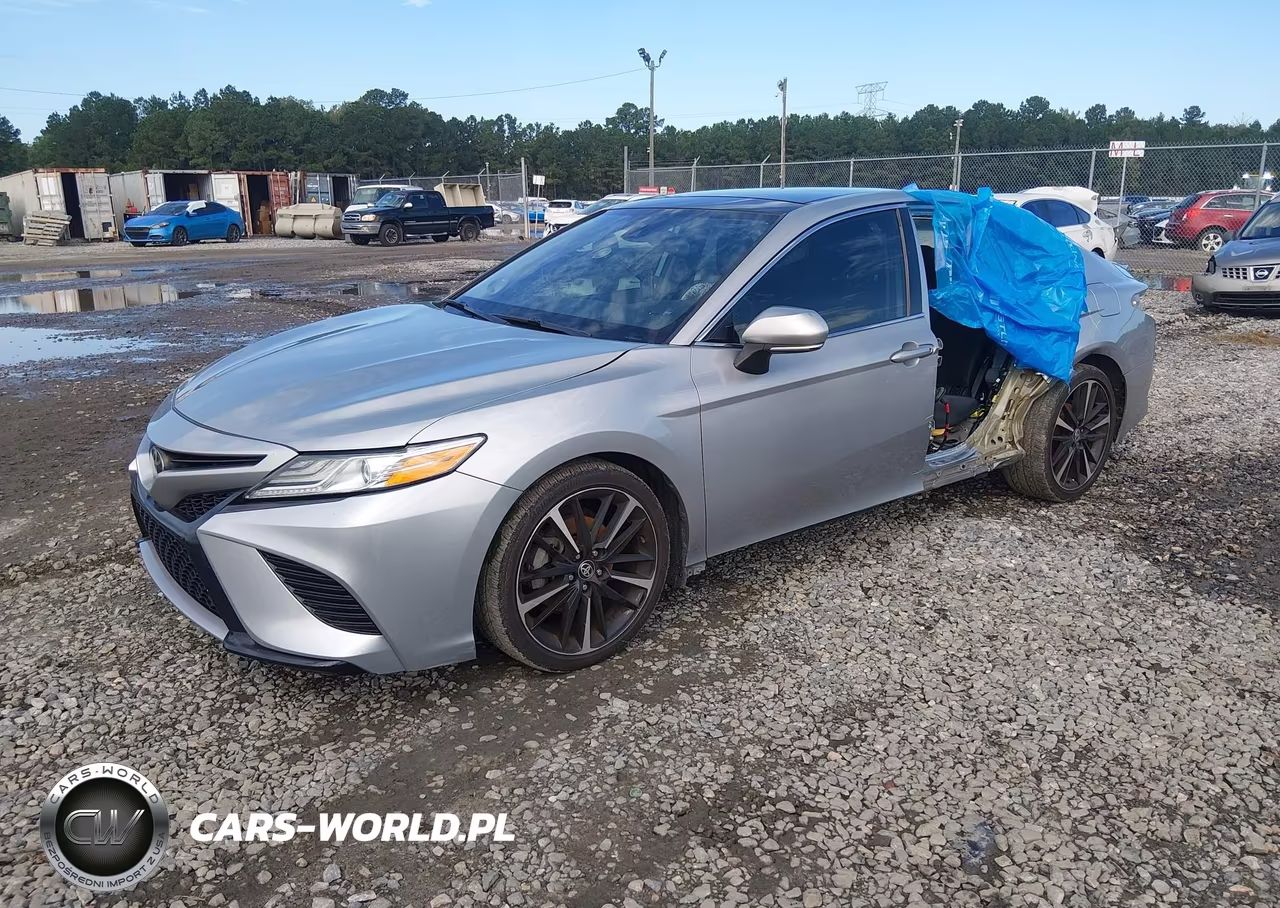2020 Toyota Camry Xse V6 VIN:4T1KZ1AK2LU041176 - 4