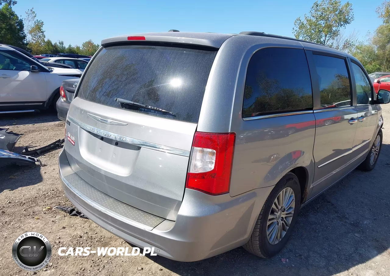 2013 Chrysler Town & Country Touring-L VIN:2C4RC1CG8DR807990 - 4