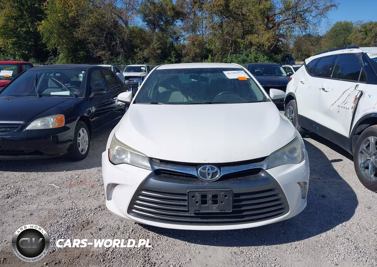 2015 Toyota Camry Le VIN:4T4BF1FK1FR506025 - 12