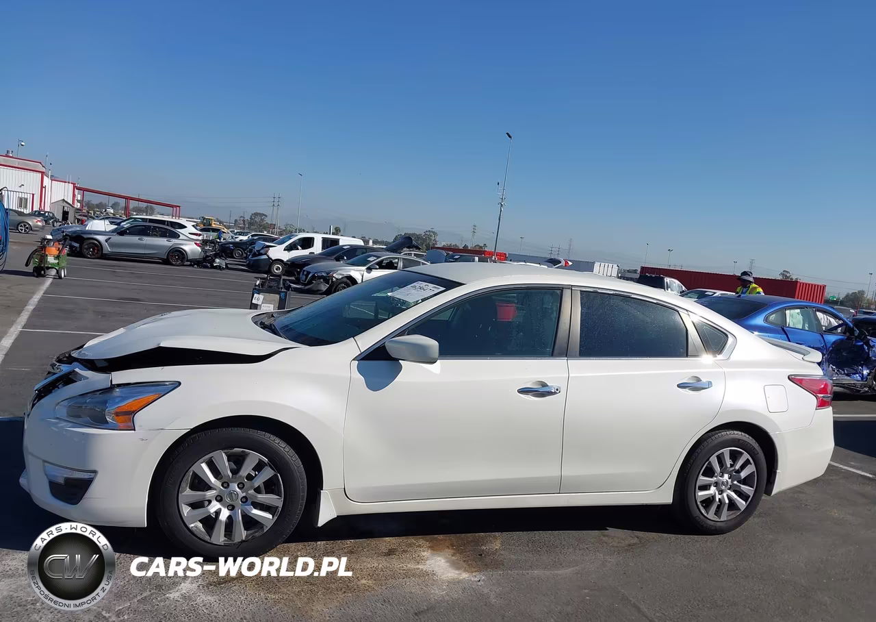 2015 Nissan Altima 2.5 S VIN:1N4AL3AP1FC273678 - 14