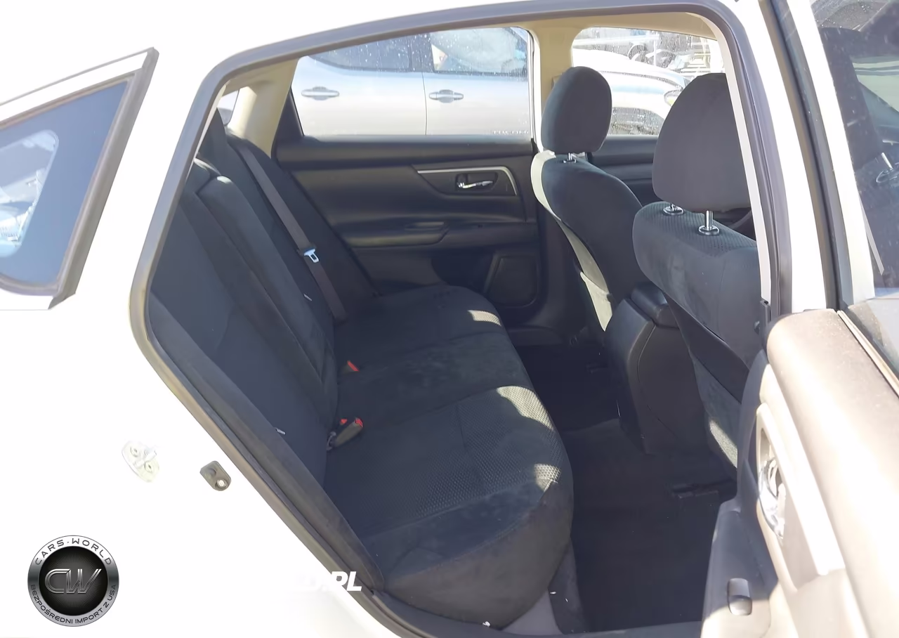 2015 Nissan Altima 2.5 S VIN:1N4AL3AP1FC273678 - 8