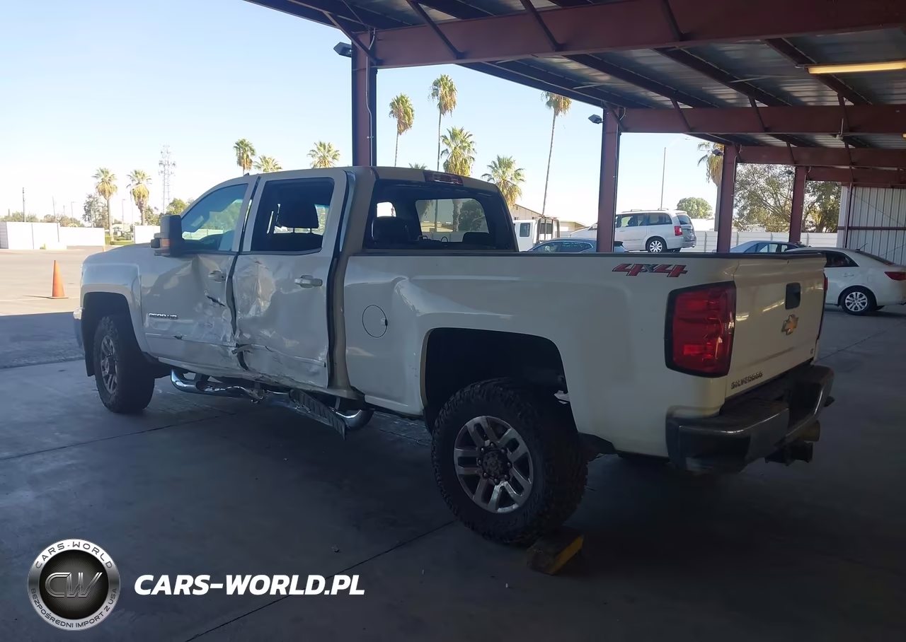 2018 Chevrolet Silverado 3500Hd Lt VIN:1GC4KZCY3JF140690 - 3