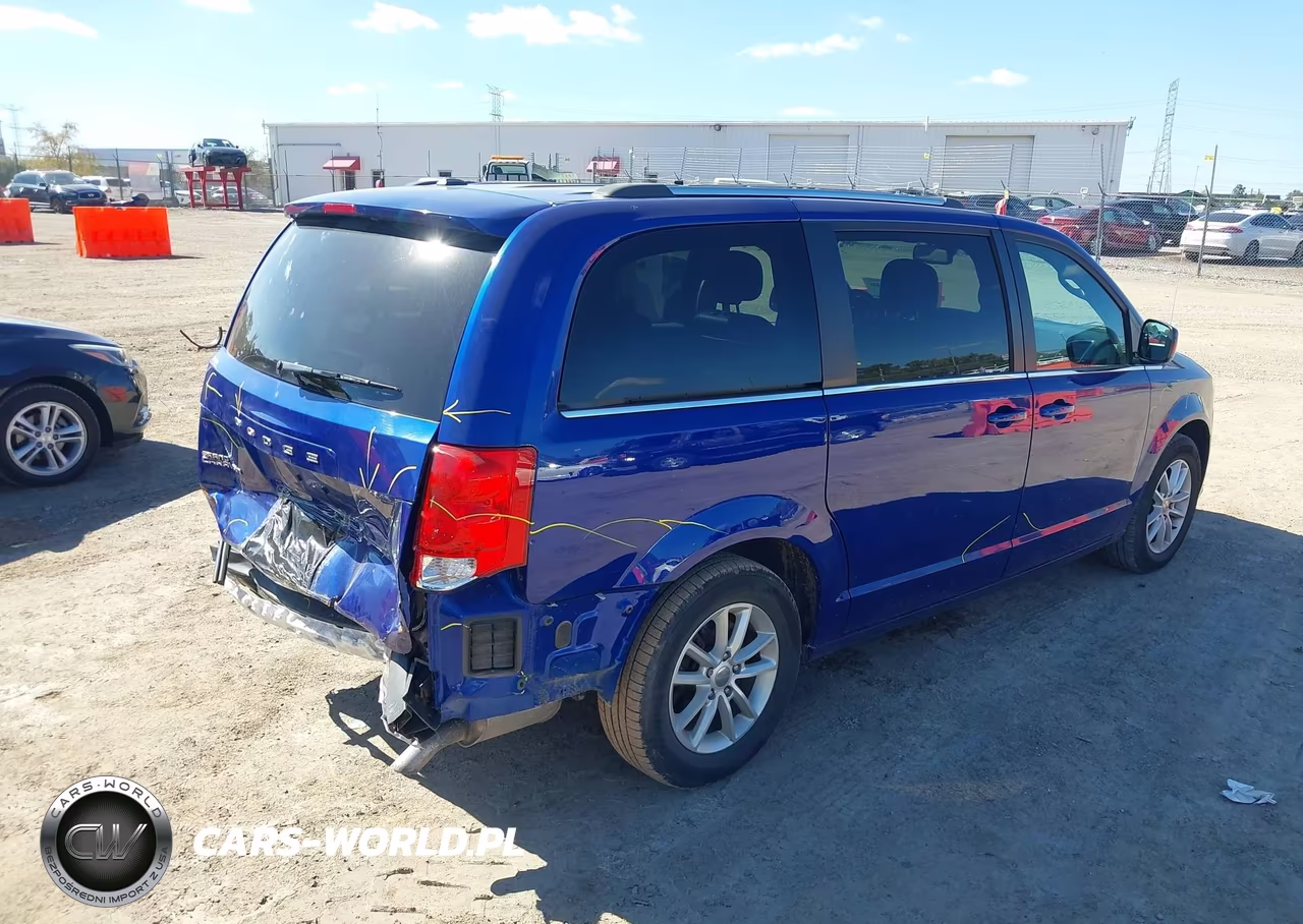 2019 Dodge Grand Caravan Sxt VIN:2C4RDGCG4KR699087 - 4