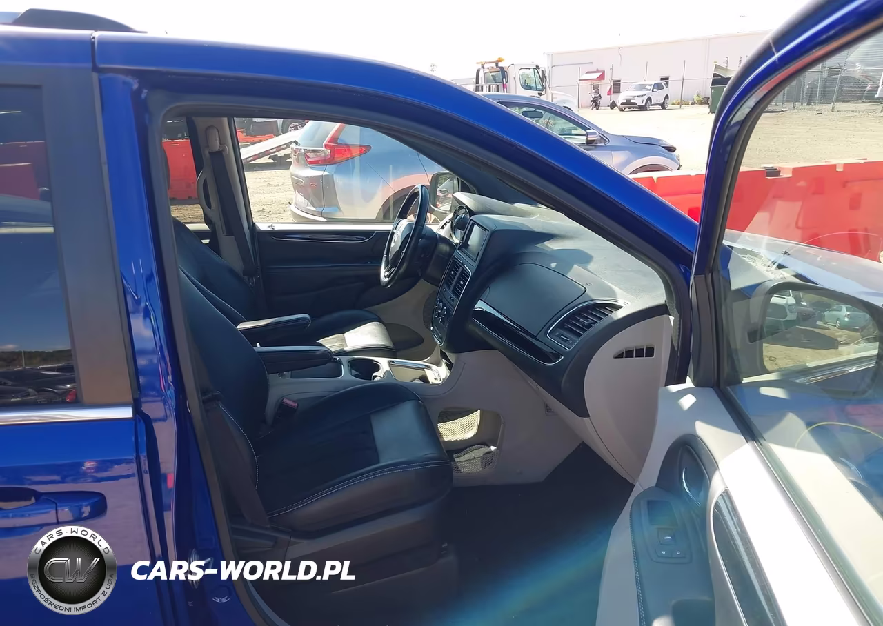 2019 Dodge Grand Caravan Sxt VIN:2C4RDGCG4KR699087 - 5
