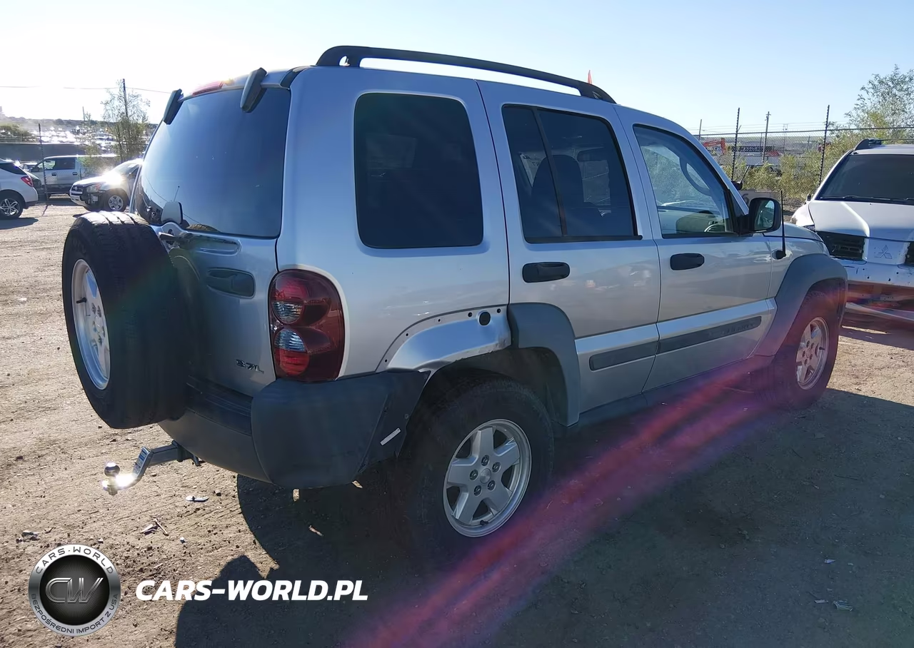 2007 Jeep Liberty Sport VIN:1J4GK48K27W524970 - 4