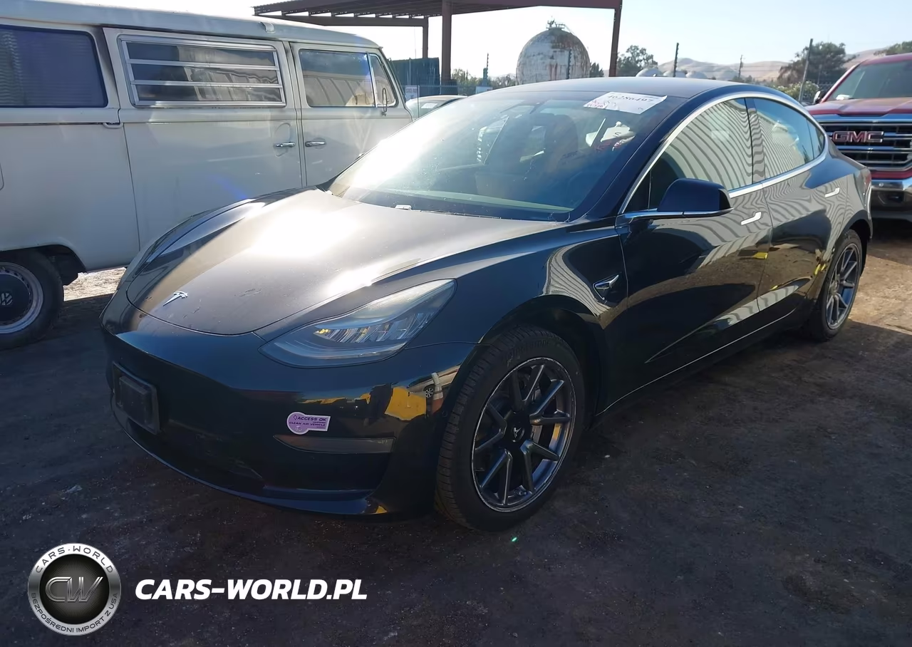 2019 Tesla Model 3 Long Range-Mid Range-Standard Range-Standard Range Plus VIN:5YJ3E1EA9KF399551 - 2