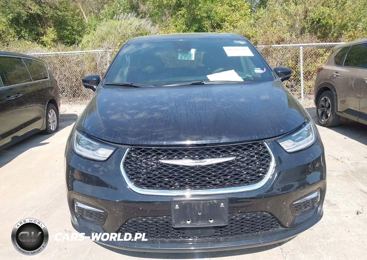 2026 Chrysler Pacifica Limited VIN:2C4RC1GG3TR283317 - 12
