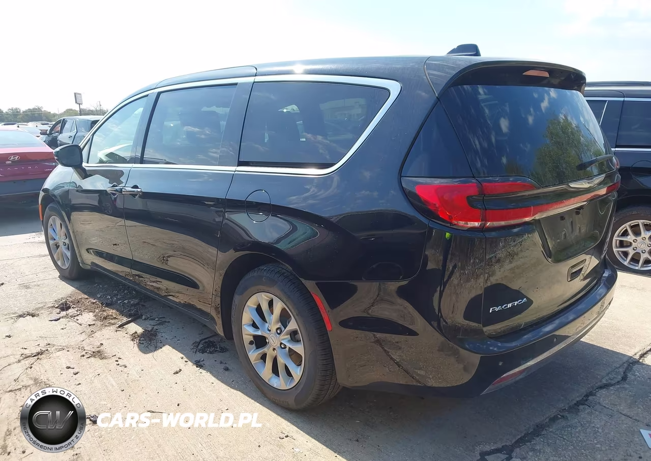 2026 Chrysler Pacifica Limited VIN:2C4RC1GG3TR283317 - 3