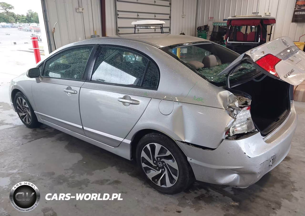 2010 Honda Civic Lx VIN:2HGFA1F52AH318720 - 3