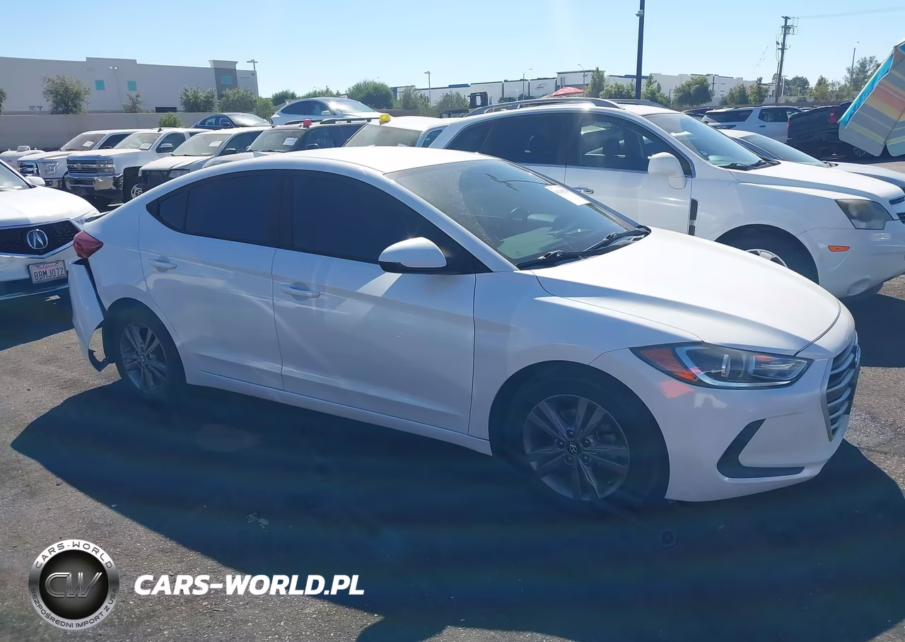 2017 Hyundai Elantra Se VIN:5NPD84LF7HH156746 - 13