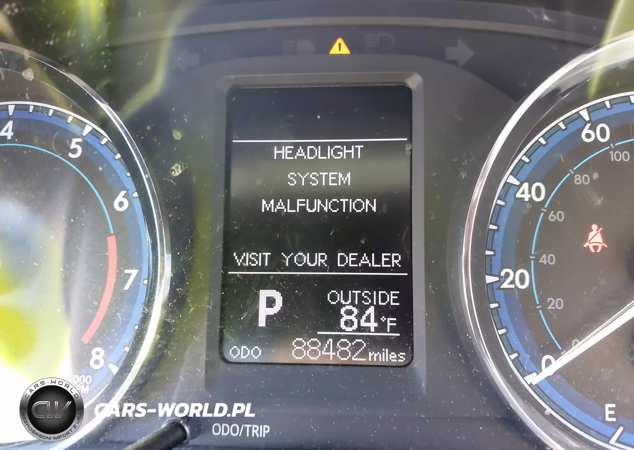 2017 Toyota Corolla Le VIN:5YFBURHE1HP691235 - 16