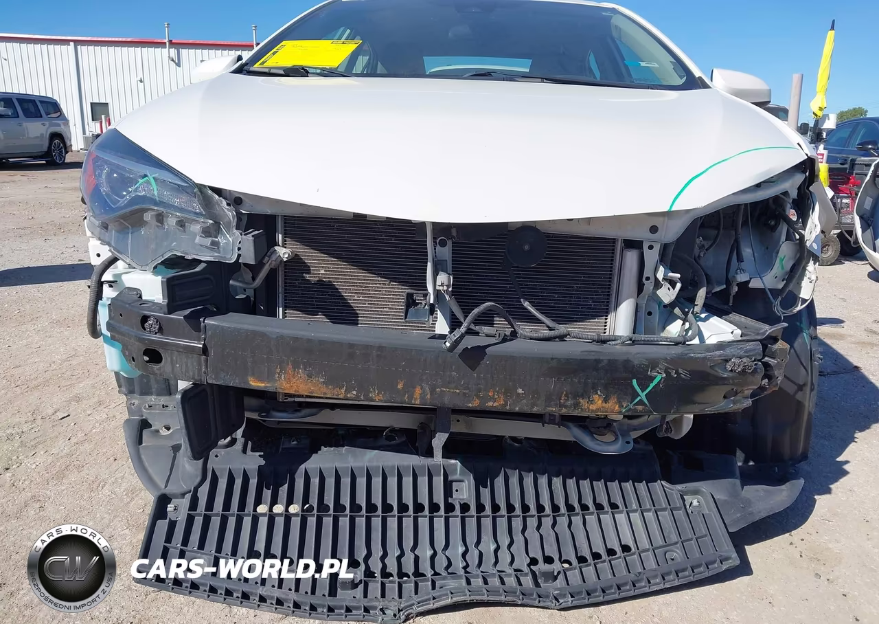 2017 Toyota Corolla Le VIN:5YFBURHE1HP691235 - 6