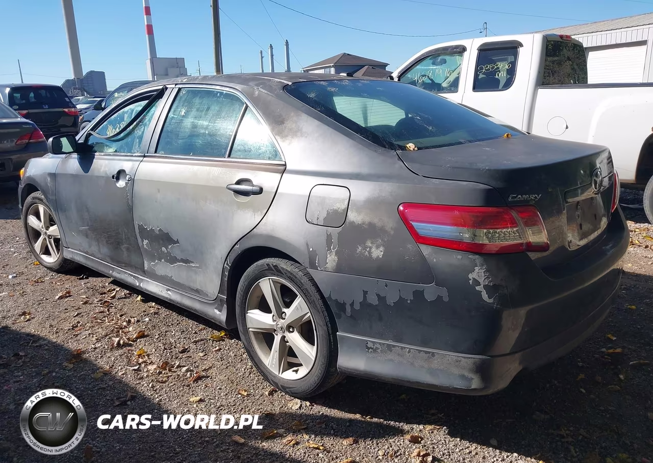 2010 Toyota Camry Se VIN:4T1BF3EK8AU551625 - 3