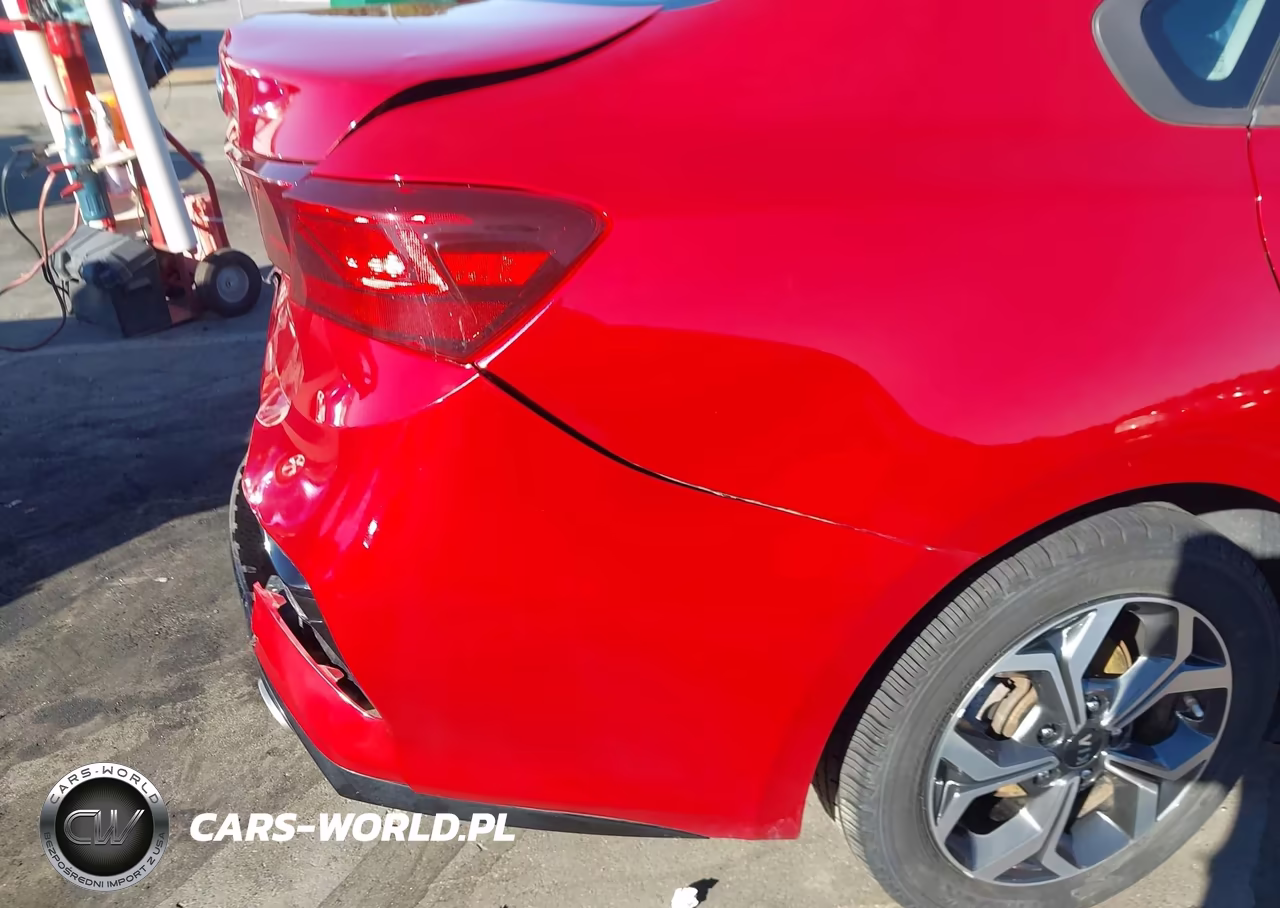 2019 Kia Forte Lxs VIN:3KPF24ADXKE035135 - 18