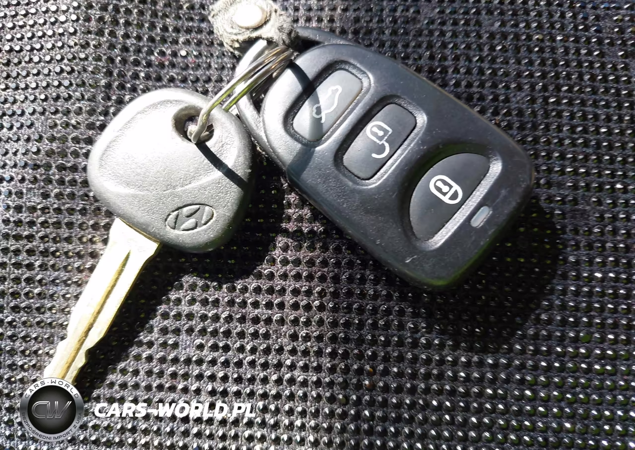 2011 Hyundai Elantra Limited VIN:5NPDH4AEXBH020290 - 11