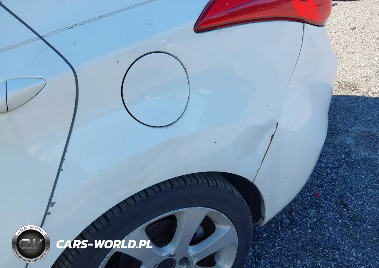2011 Hyundai Elantra Limited VIN:5NPDH4AEXBH020290 - 16