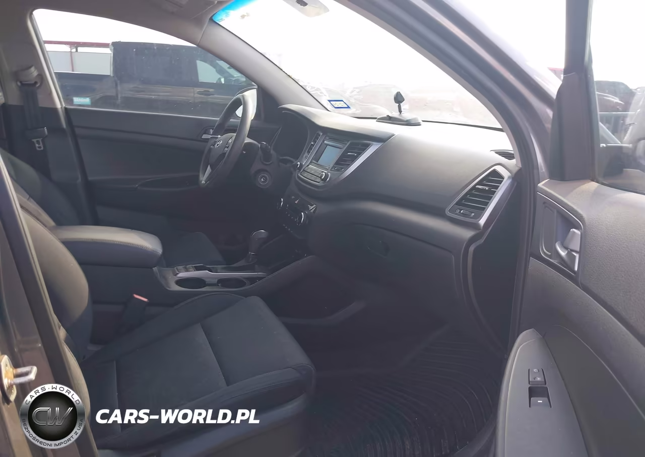 2016 Hyundai Tucson Se VIN:KM8J3CA46GU082846 - 5