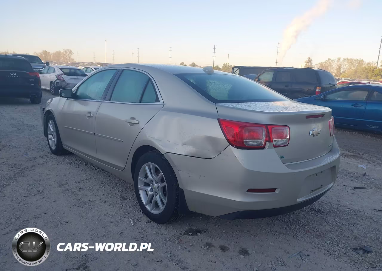 2014 Chevrolet Malibu 1Lt VIN:1G11C5SL8EF302875 - 3