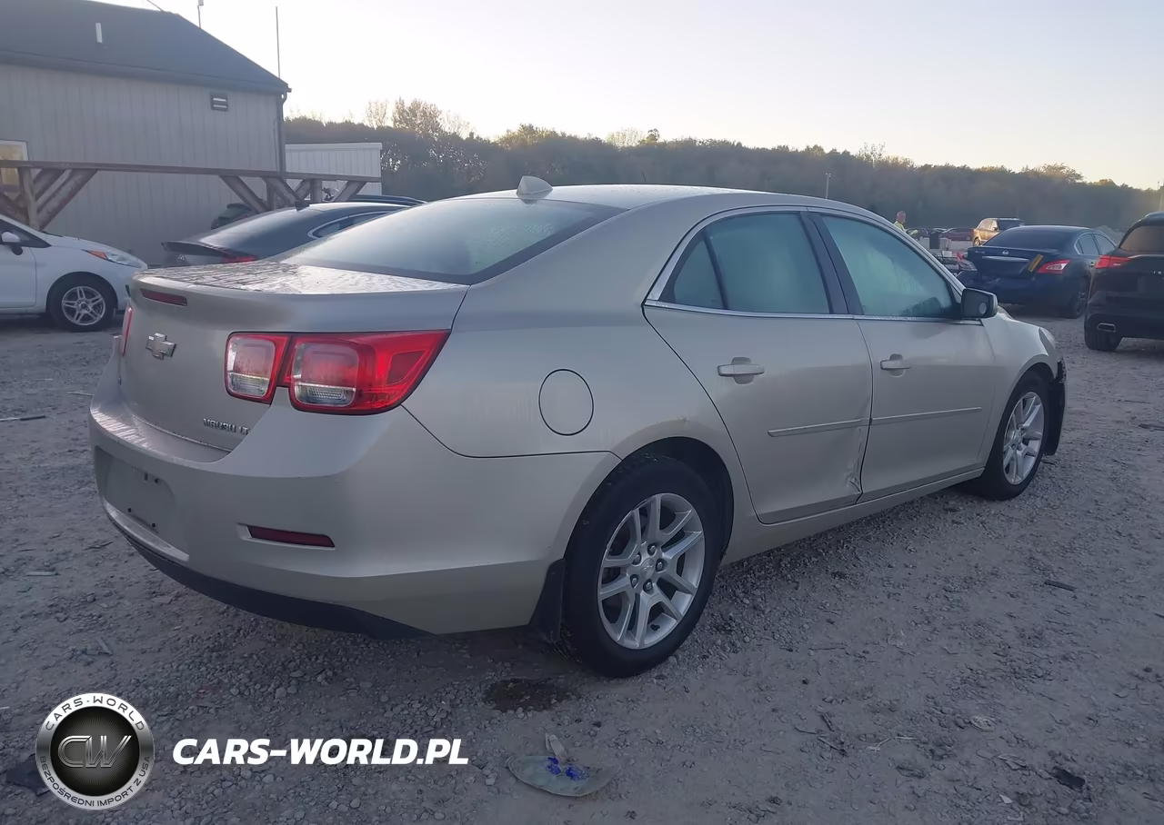 2014 Chevrolet Malibu 1Lt VIN:1G11C5SL8EF302875 - 4