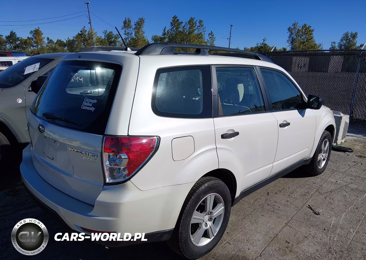2012 Subaru Forester 2.5X VIN:JF2SHABC5CH402831 - 4