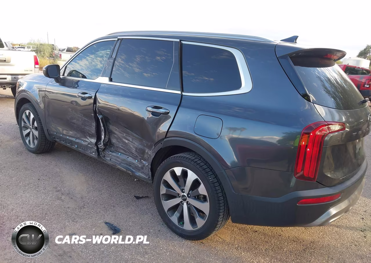 2020 Kia Telluride S VIN:5XYP64HC6LG014065 - 3