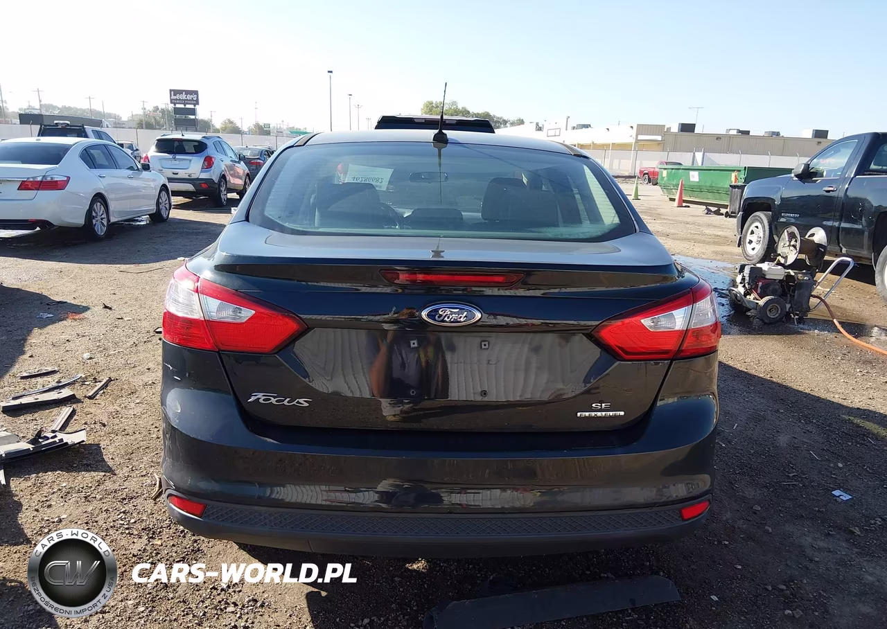 2014 Ford Focus Se VIN:1FADP3F21EL293247 - 16