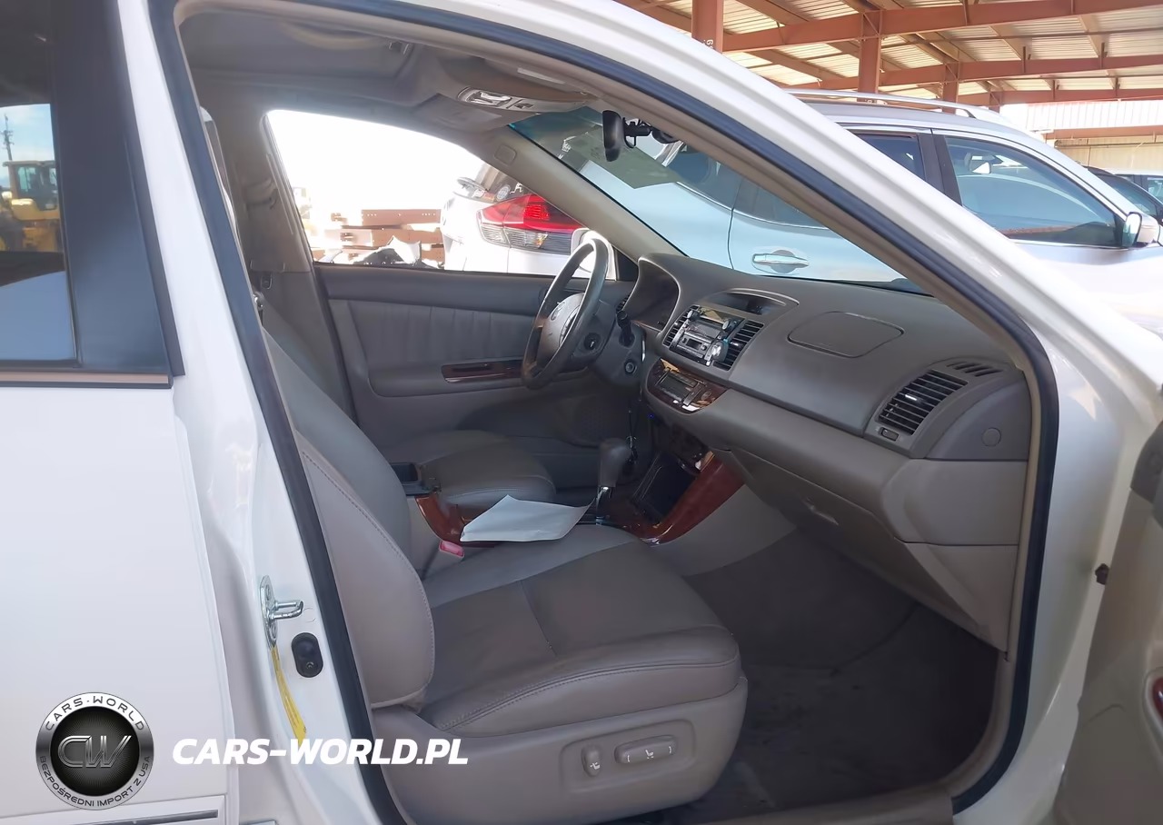 2005 Toyota Camry Xle V6 VIN:4T1BF30K85U618561 - 5