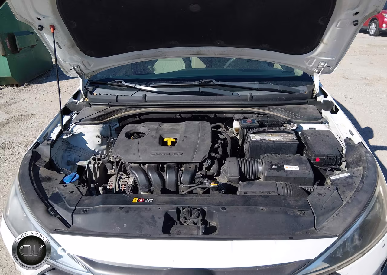 2019 Hyundai Elantra Sel VIN:5NPD84LF4KH408573 - 10