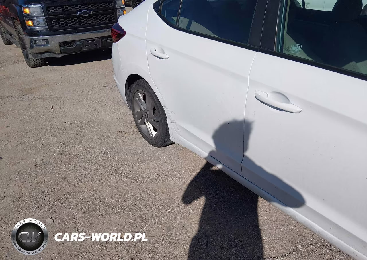 2019 Hyundai Elantra Sel VIN:5NPD84LF4KH408573 - 17