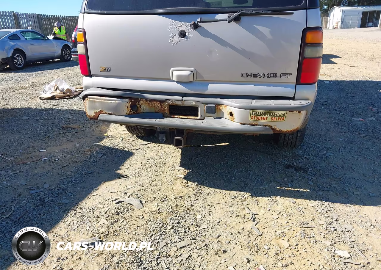 2004 Chevrolet Suburban 1500 Z71 VIN:3GNFK16Z04G136699 - 6
