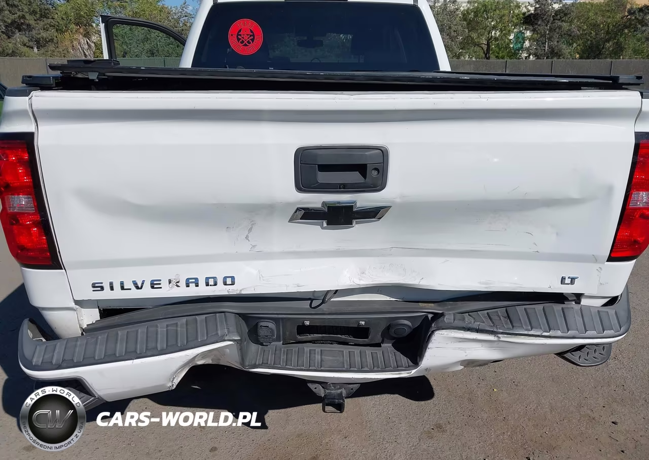 2018 Chevrolet Silverado 1500 2Lt VIN:1GCUKREC7JF153122 - 6