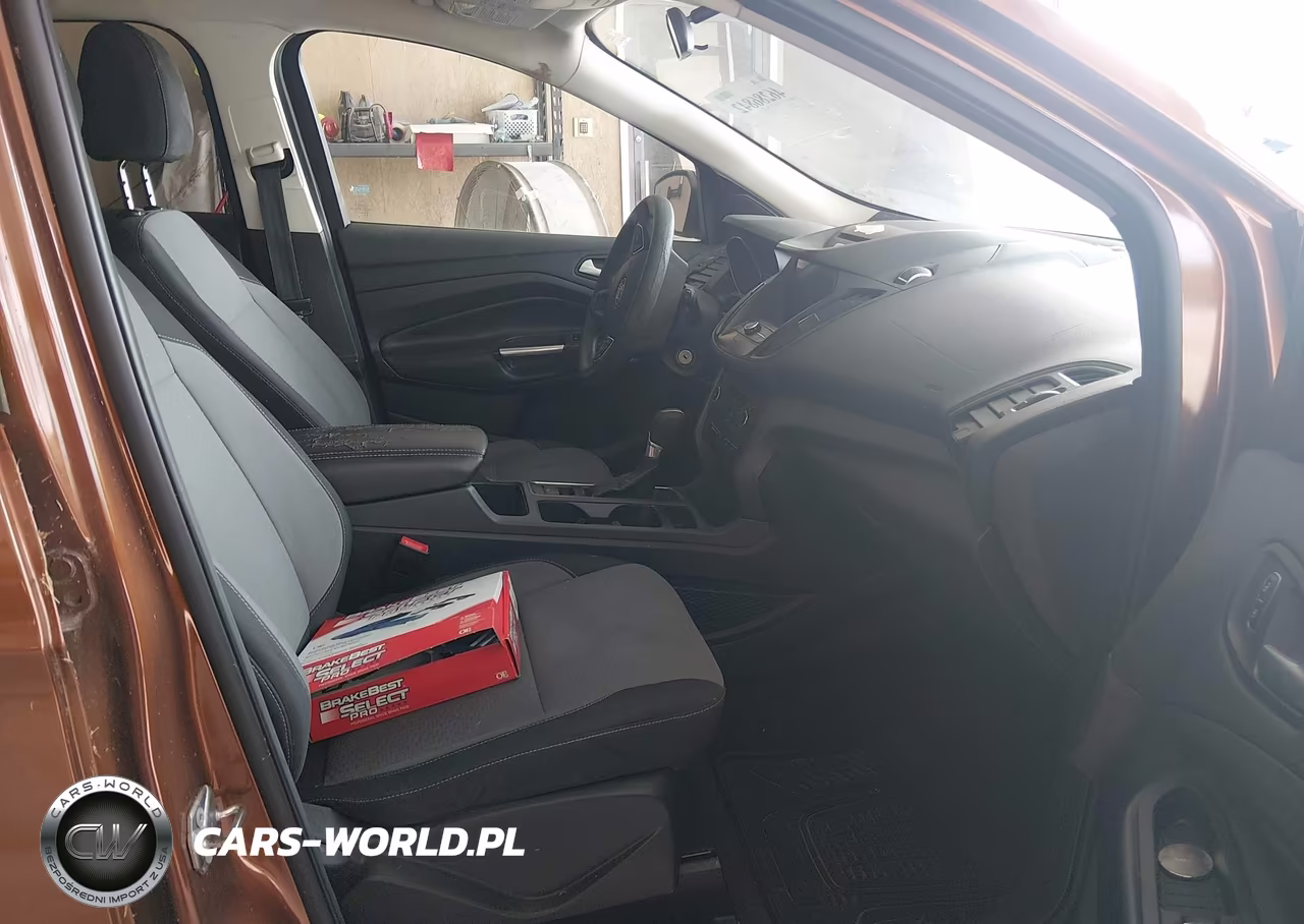 2017 Ford Escape Se VIN:1FMCU0GD0HUC53961 - 5