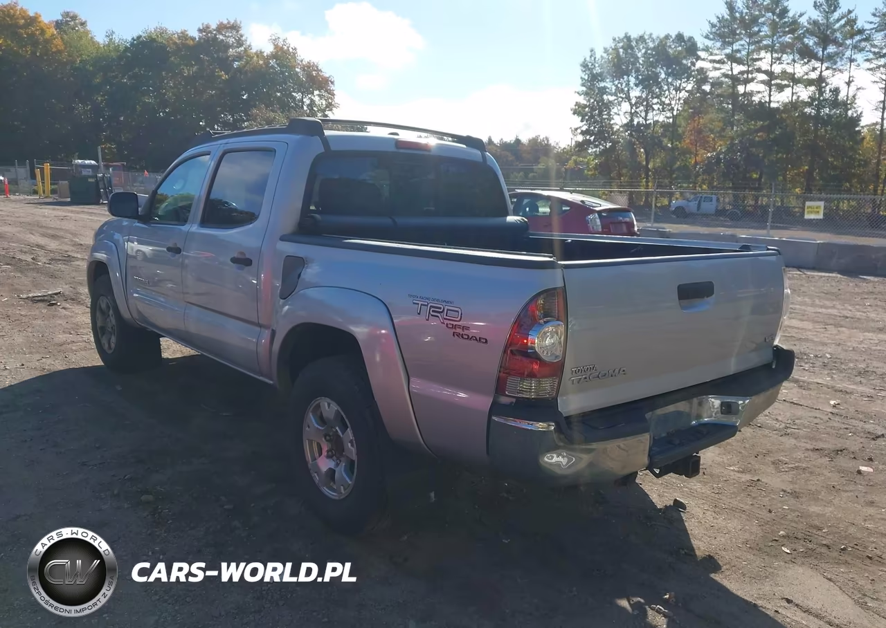 2011 Toyota Tacoma Base V6 VIN:3TMLU4EN5BM075645 - 3