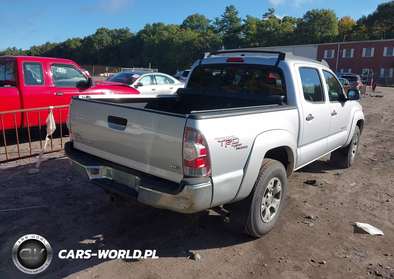 2011 Toyota Tacoma Base V6 VIN:3TMLU4EN5BM075645 - 4