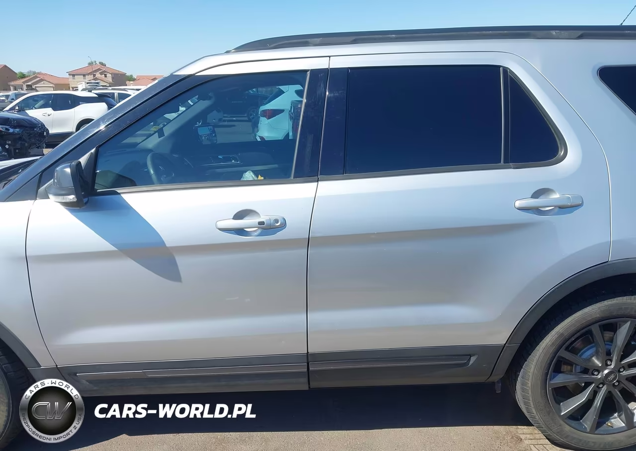2018 Ford Explorer Xlt VIN:1FM5K7DH5JGC93911 - 15