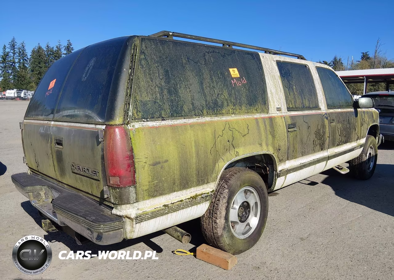 1993 Chevrolet Suburban K1500 VIN:1GNFK16K6PJ370254 - 4