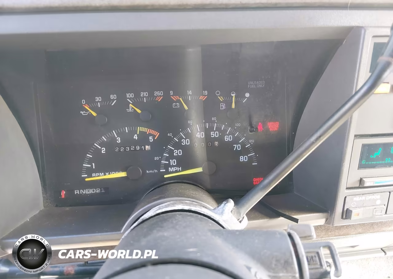 1993 Chevrolet Suburban K1500 VIN:1GNFK16K6PJ370254 - 7