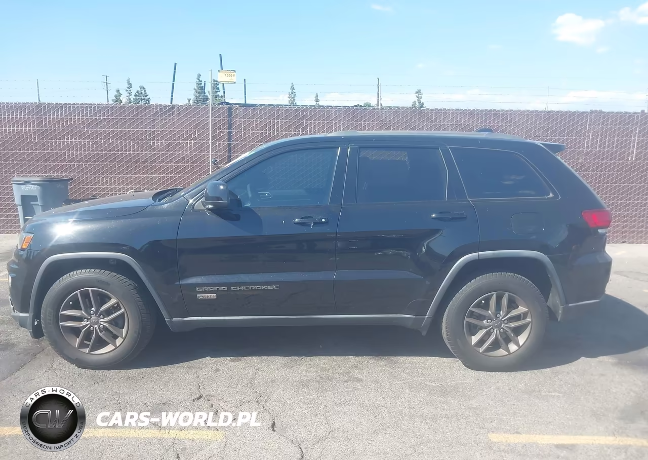 2017 Jeep Grand Cherokee 75Th Anniversary Edition 4X4 VIN:1C4RJFAG9HC641435 - 14
