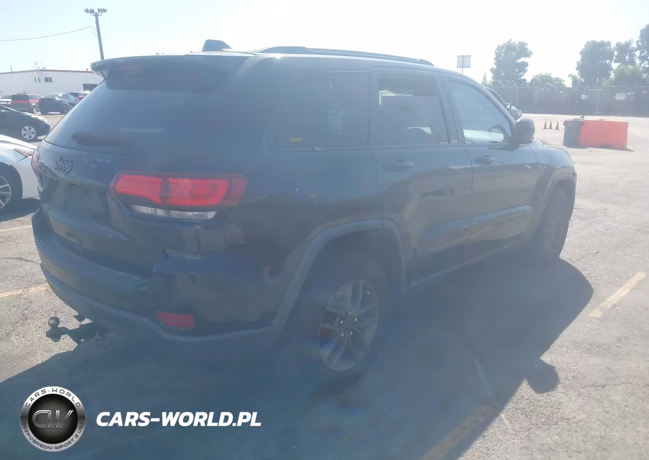 2017 Jeep Grand Cherokee 75Th Anniversary Edition 4X4 VIN:1C4RJFAG9HC641435 - 4