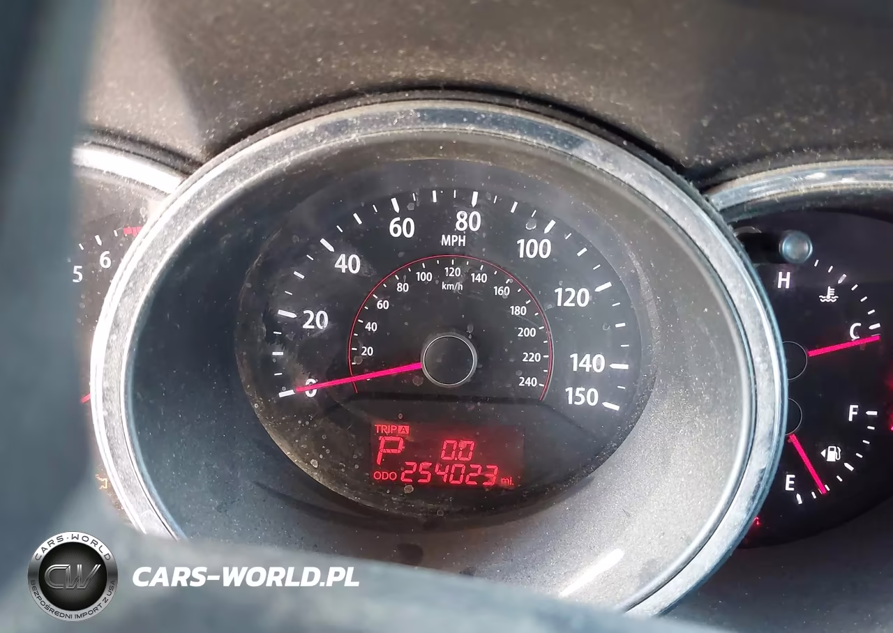 2011 Kia Sorento Lx V6 VIN:5XYKT4A29BG047323 - 7